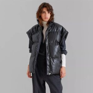 Frankie Shop black puffer vest